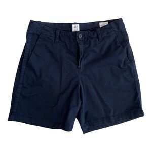 Shorts GAP for women 8